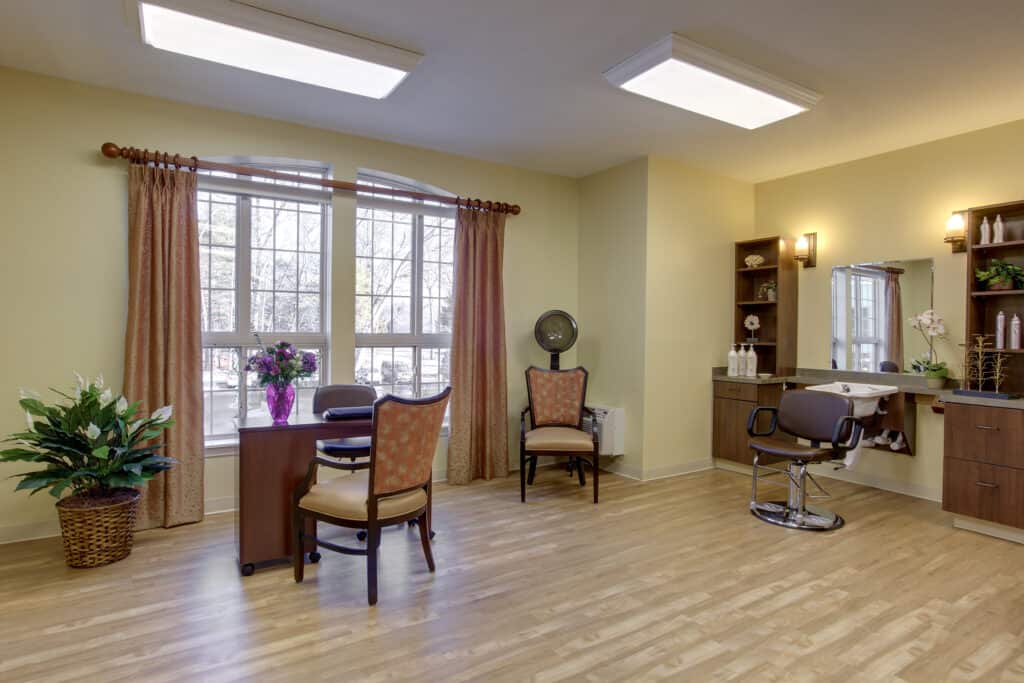 A photo of the salon at Farmington Station