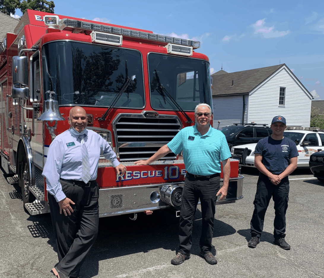Farmington Station Provides Lunch to First Responders Farmington Station