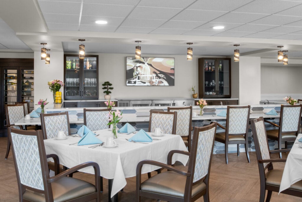 The Anchor Bay Greenwich dining room with a view of the bar area in East Greenwich.