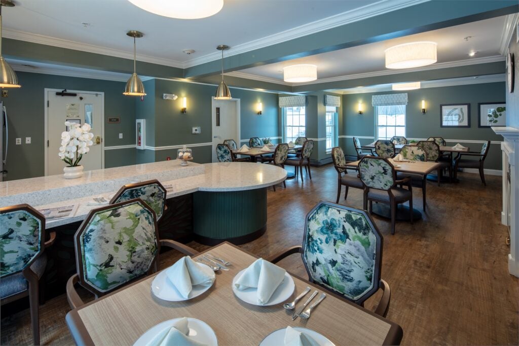 Dining room at Compass at Forestview in Meredith NH