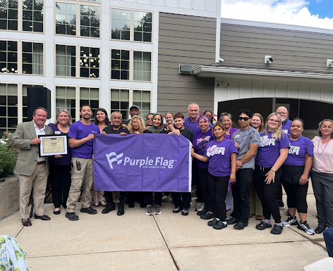 Farmington Station Renews Commitment to Excellence in Memory Support with Purple Flag